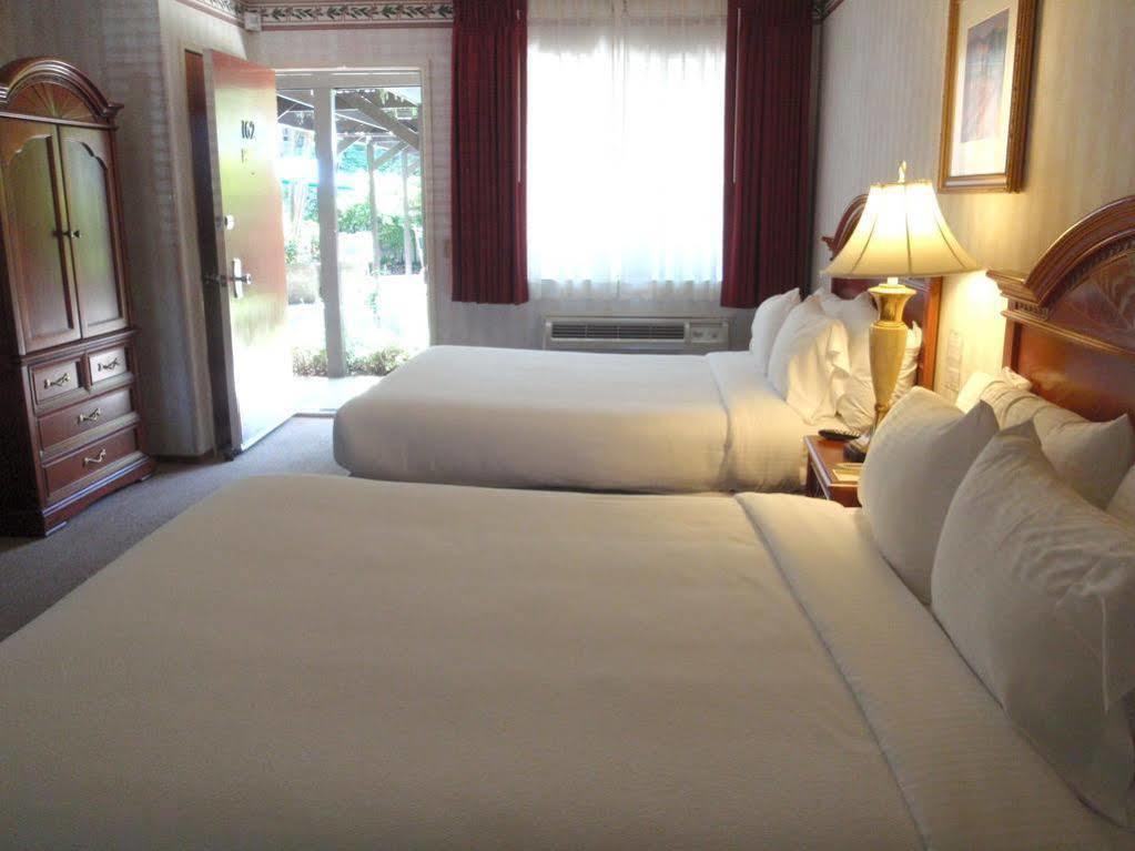 Roman Spa Resort Calistoga Exterior foto